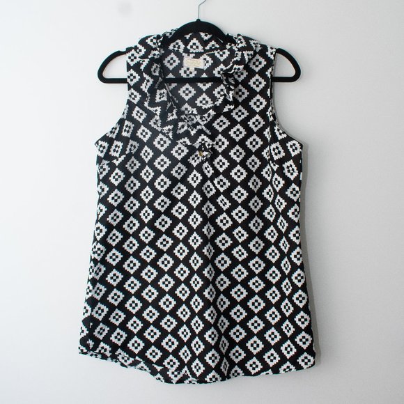 Mudpie Sleeveless Ruffled Accented Blouse Size Medium - Picture 1 of 4